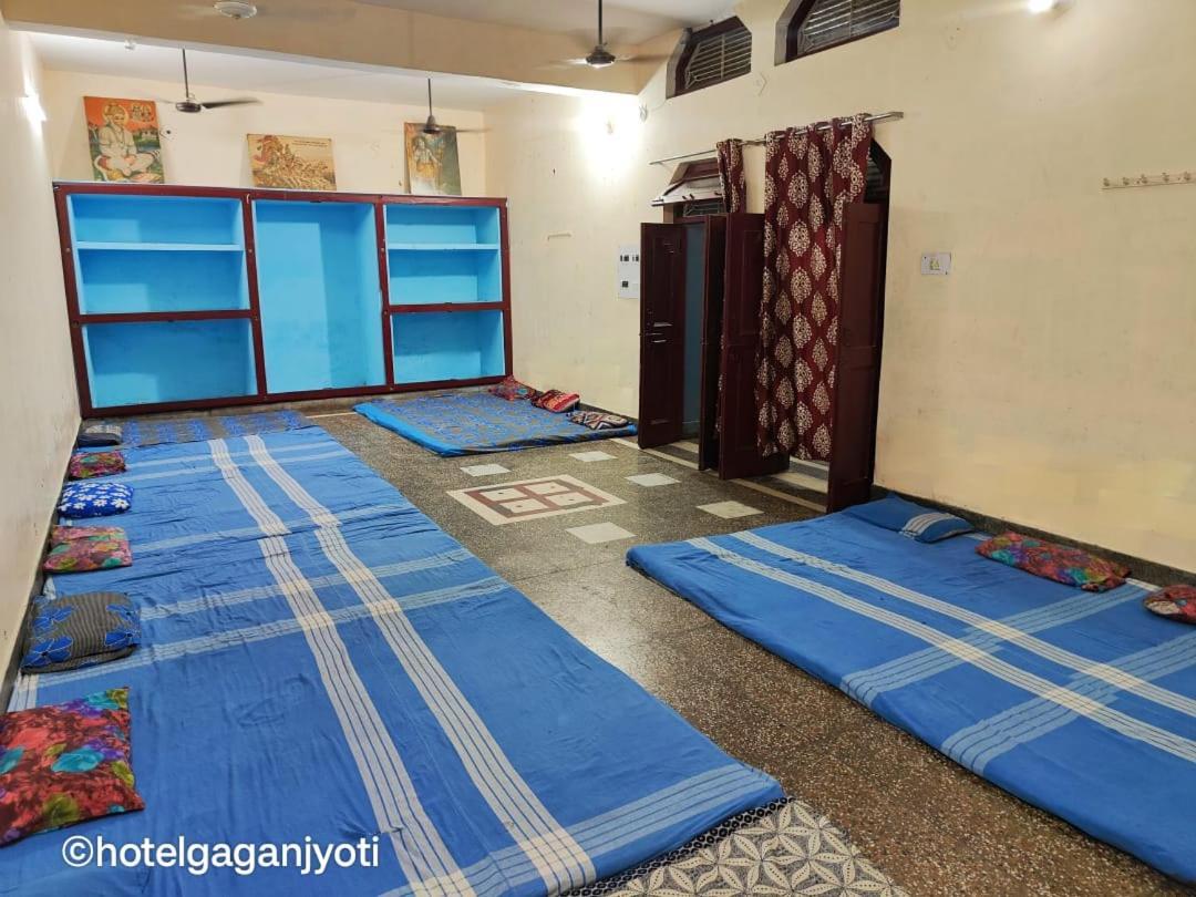 Hotel Gagan Jyoti And Banquet Hall Rudrapur Exterior foto